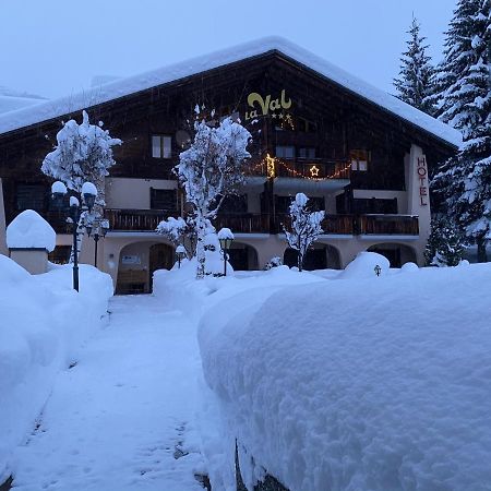 Hotel B&B Casa La Val Tujetsch Bagian luar foto