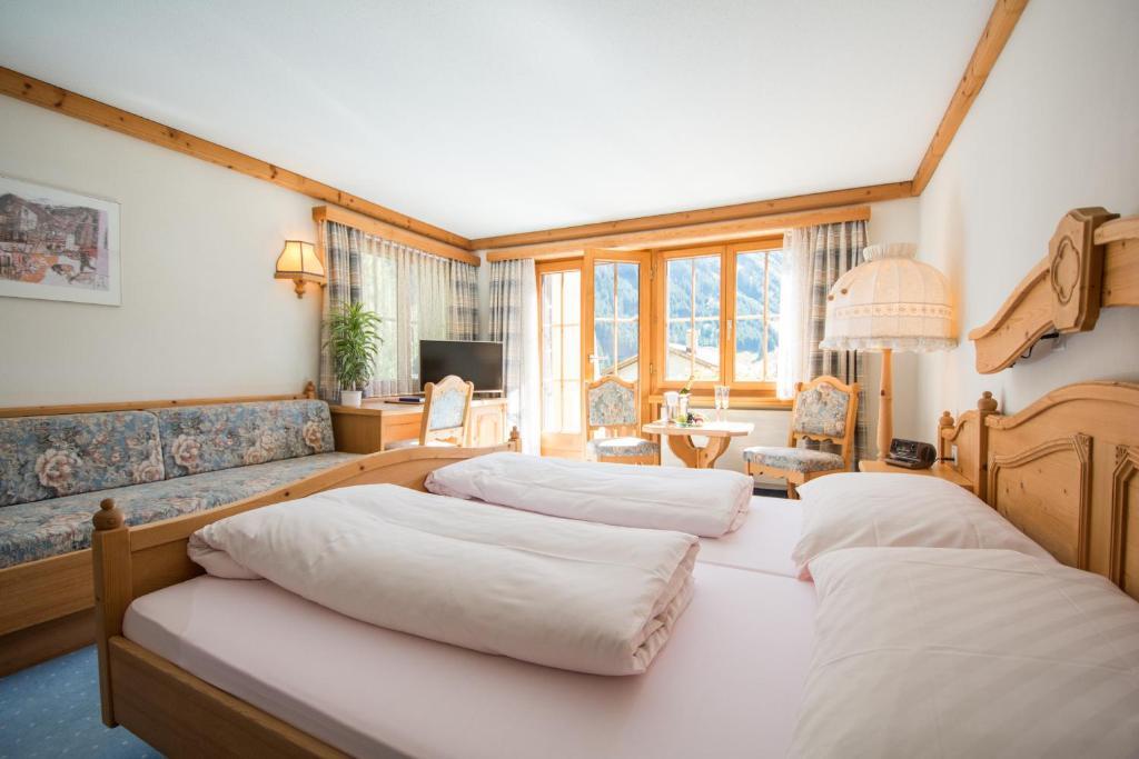 Hotel B&B Casa La Val Tujetsch Bagian luar foto
